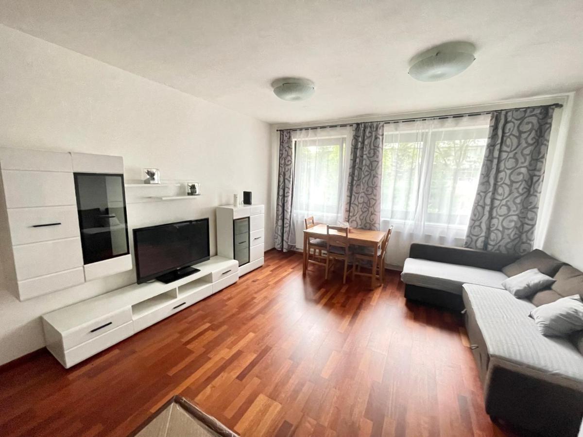 Centrum Park Apartment+ Prag Exteriör bild